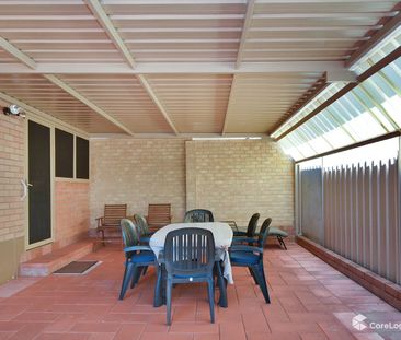 19A Johnsmith Street, Morley, WA 6062 - Photo 4