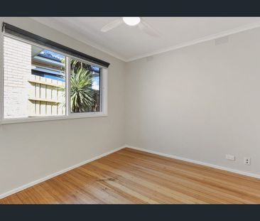 Renovated 3-Bedroom House - Photo 2