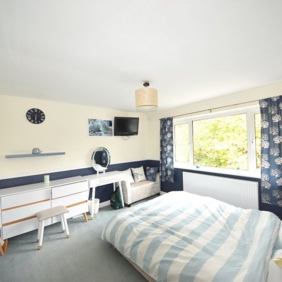 Western Drive, Wooburn Green, High Wycombe,HP10 - Photo 1