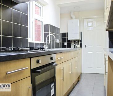 3 bedroom terraced house to rent - Photo 6