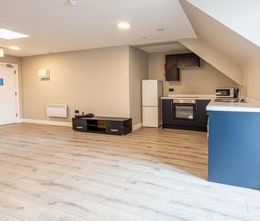 Studio to rent - Photo 2