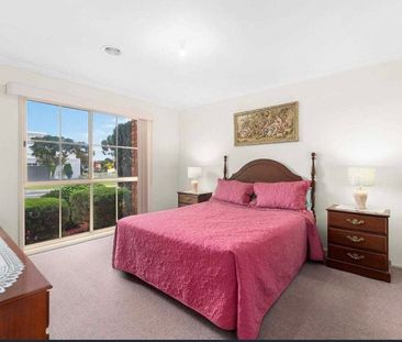 110 Pindari Avenue, Mill Park - Photo 2
