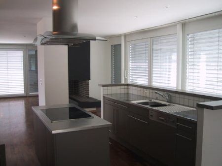 Réservé - BAIL EN COURS ! appartement-terrasse de 7 pièces au coeur de la Ville de Martigny - Photo 2