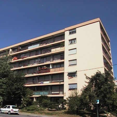 Location Appartement 2 pièces 43m² - Photo 4