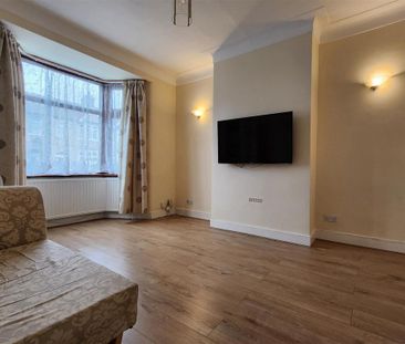 4 bedroom house to rent - Photo 2