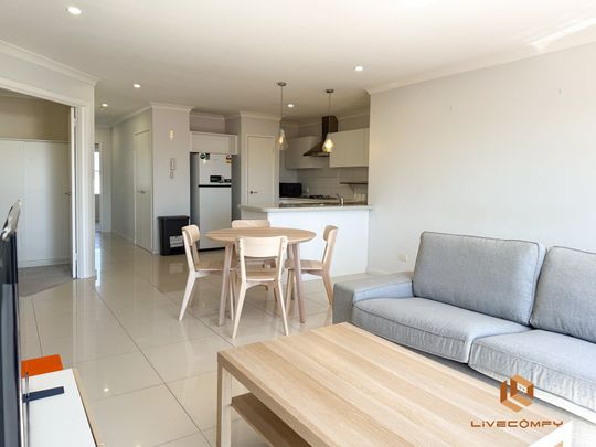 Victoria Park - Photo 1