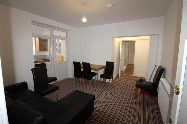 Wilton Avenue, Southampton, SO15 - Photo 1