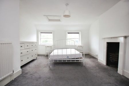 3 bedroom maisonette to rent - Photo 5