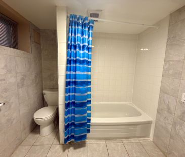 For Lease - 86 Lesmount Avenue Unit# Lower Unit 1, Toronto, Ontario - Photo 4