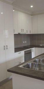 2 / 129 Stewart Street, Bathurst - Photo 4