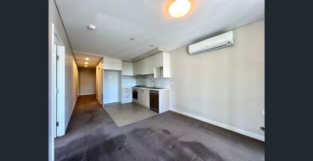 Modern north facing apartment close to Waitara Public School - Photo 1