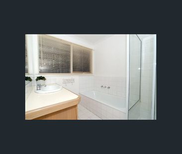 5 Ashton Rise, Doncaster East, Vic 3109 - Photo 4