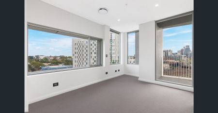 Above it all - luxury, light and life at lawson square - Photo 5