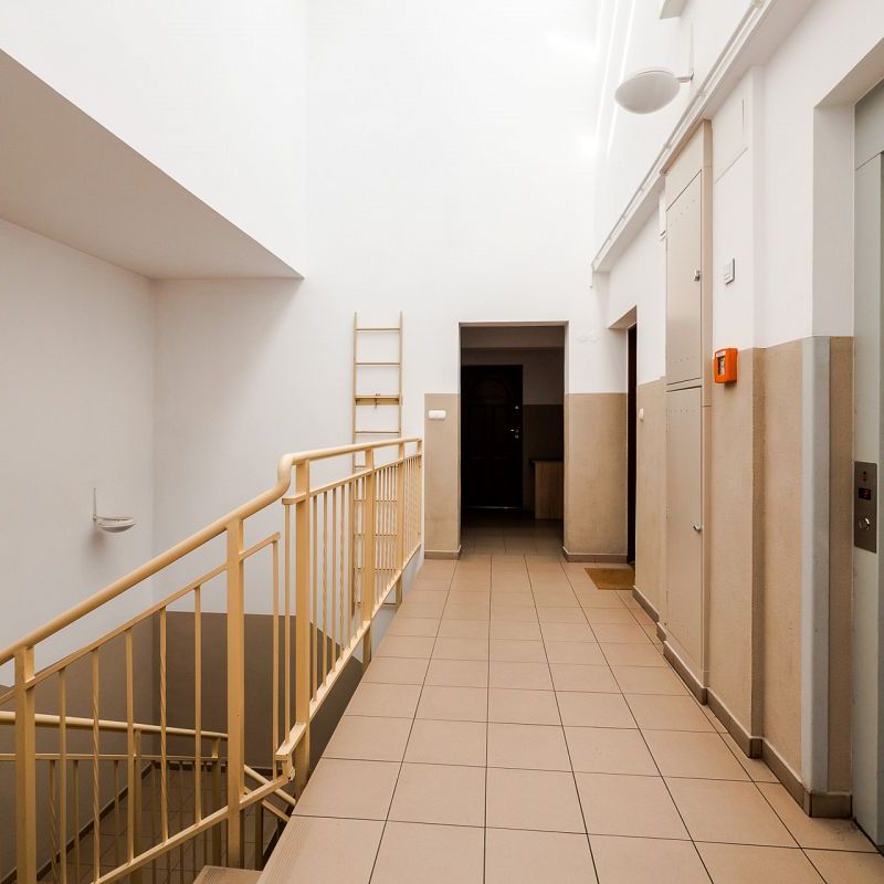 2 pokoje mieszkanie, centrum Słupska, winda - Фото 1