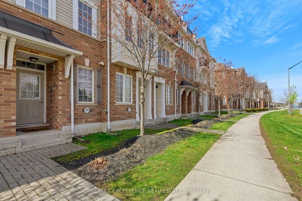For Lease - 2614 Dashwood Drive Unit# 29, Oakville, Ontario - Photo 1