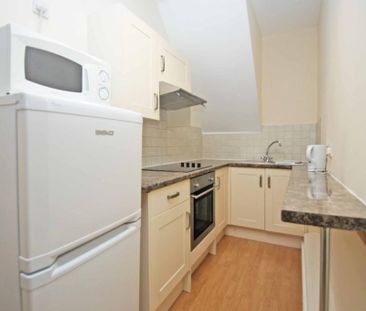 Studio to rent - Photo 3