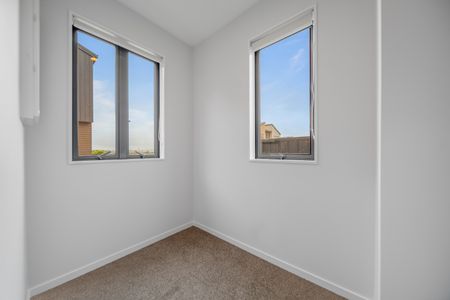 23 Mataara Lane, Manurewa - Photo 2