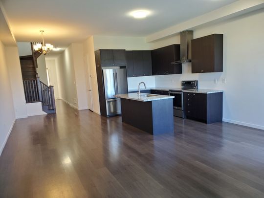 For Lease - 358 Elyse Court, Aurora, Ontario - Photo 1