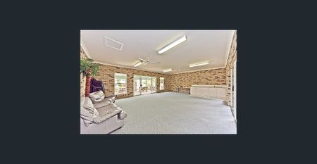 Included internet, water & mowing - Photo 2