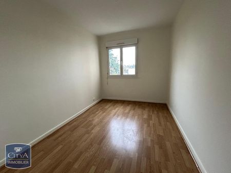 Location Appartement 4 pièces 86m² LE MANS 72000 - Photo 5