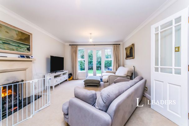 5 bedroom house to rent Hyders Forge, Long Mill Lane, Plaxtol, Sevenoaks, TN15 - Photo 1