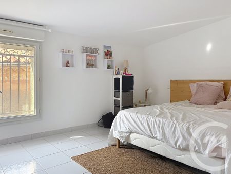 Location Appartement 3 pièces 80m² VILLEVEYRAC 34560 - Photo 4