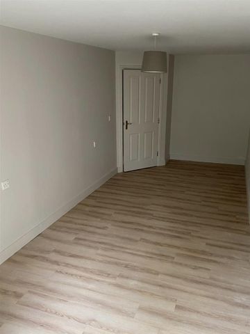 Maytrees, 100 Fishponds Road, Eastville - Photo 2