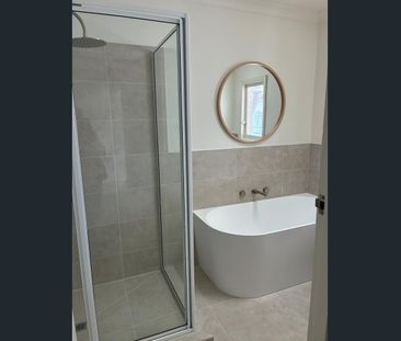 Coastal Charm & Comfort - Photo 4