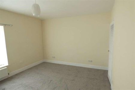 Dale Street, Runcorn, WA7 - Photo 4