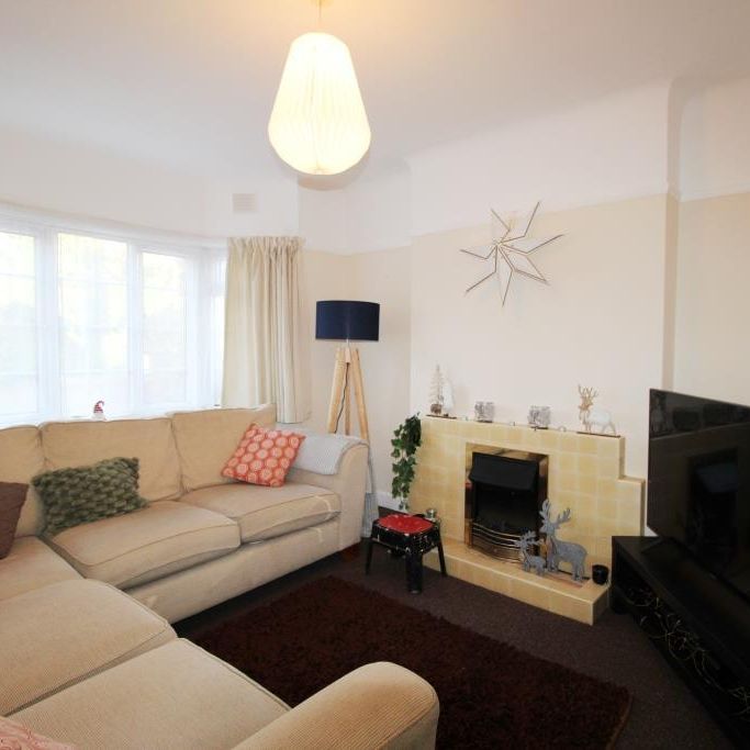 1 bedroom ground floor flat to rent - Photo 1