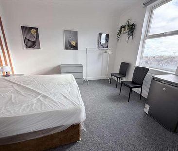 Ramsgate Road, Broadstairs, CT10 - Photo 1