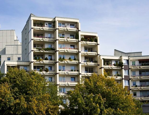 ICH BIN DEIN NEUES ZUHAUSE!!! Riesenterrasse in der City von Barmen - Photo 1