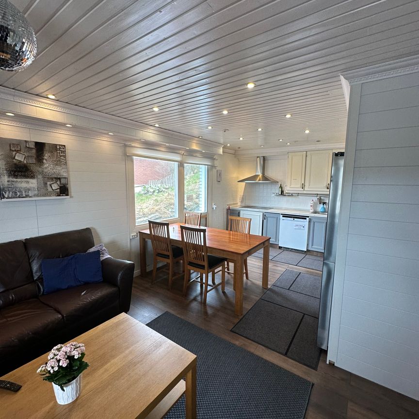 Hälsovägen, Svenshögen - Photo 1