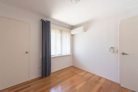 “Spacious Family Home” - Photo 2