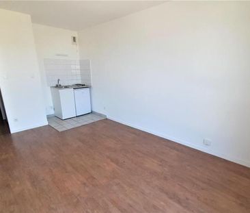 Location Appartement 1 pièce 21m² DIJON 21000 - Photo 2
