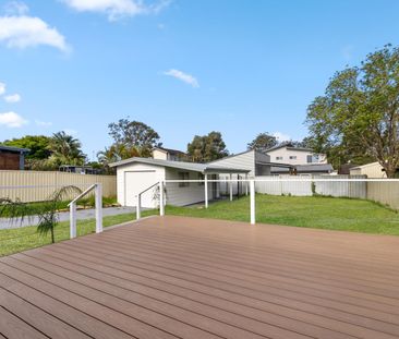 Charming 3-Bedroom Home in Lakeside San Remo - Photo 4