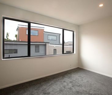 Brand New Townhouse - Photo 1