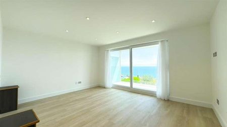 Cliff Drive, Canford Cliffs, BH13 - Photo 2