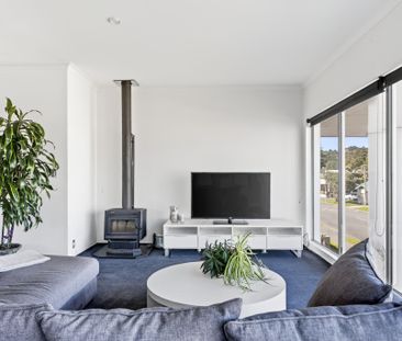 Modern Beachfront Home - Photo 6