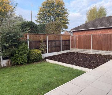3 bedroom semi-detached house to rent - Photo 6