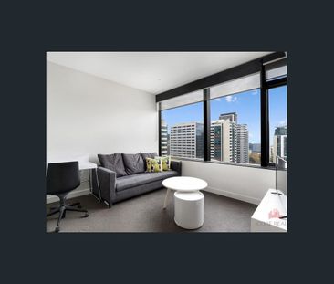 Furnished Apartment in perfect Location! - Photo 1