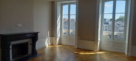 LAVAL, appartement T5 de 157 m² au 2ème étage - Photo 2