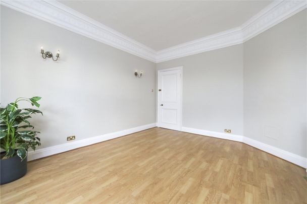 Dial House, Russell Road, Shepperton, TW17 flat to rent - Photo 1