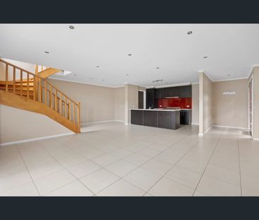 1 Lorne Terrace, Flora Hill, Vic 3550 - Photo 3