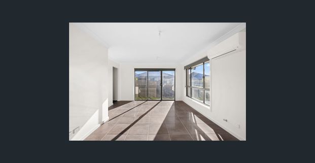 One bedroom granny flat with study - Photo 1