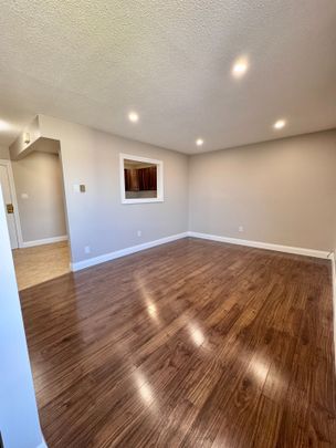 For Lease - 62 Bloor Street Unit# 1, Oshawa, Ontario - Photo 1