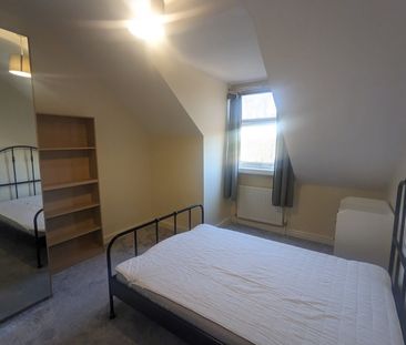 Victoria Road - Photo 2