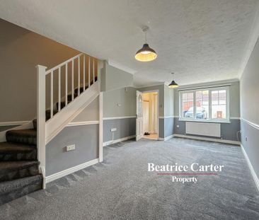 2 bedroom end of terrace house to rent - Photo 1