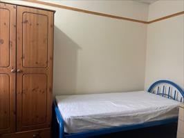 Room in a Shared House, Luton, LU4 - Photo 1