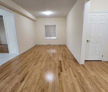 For Lease - 263 Fleetwood Drive, Oshawa, Ontario - Photo 6